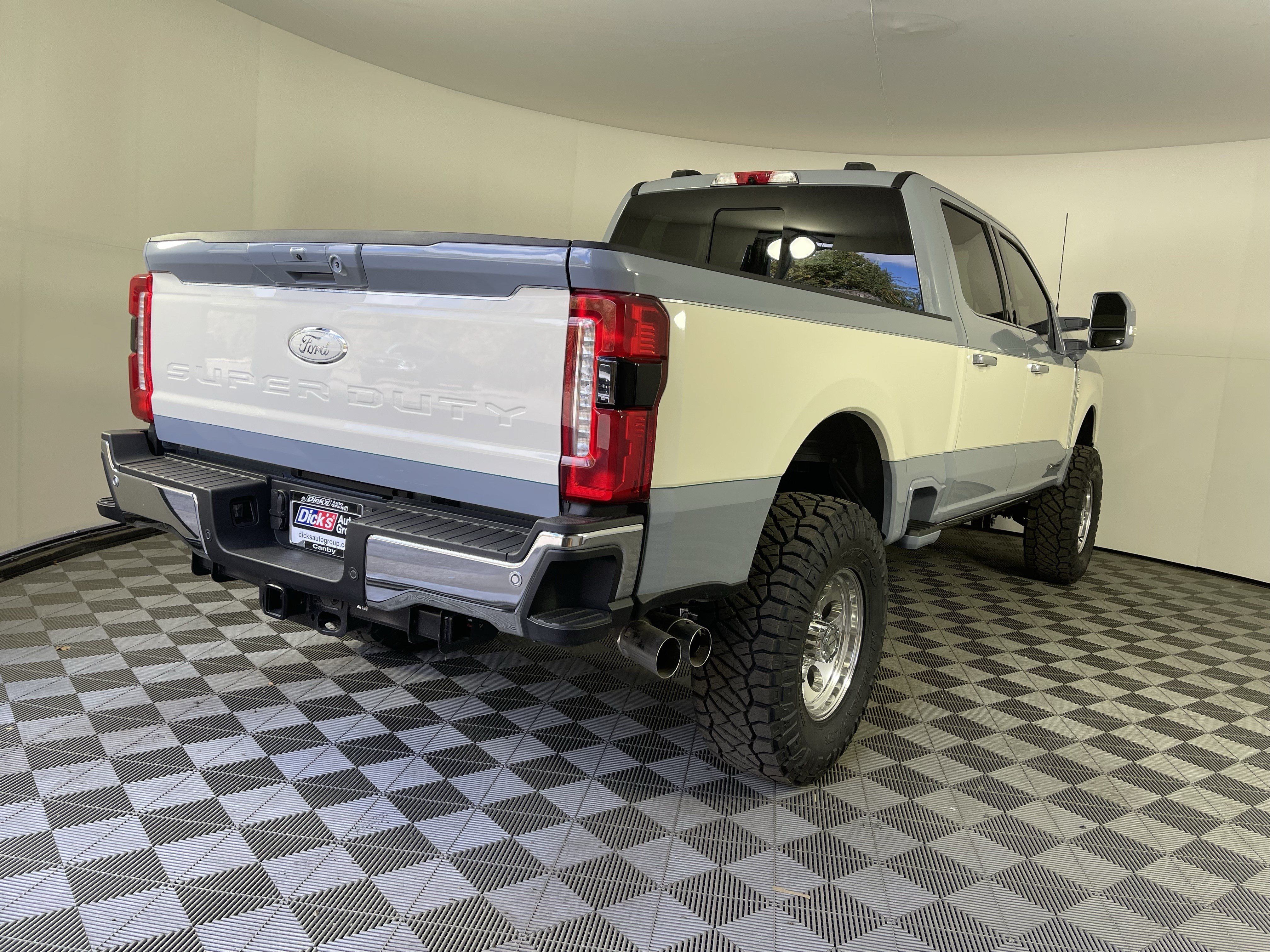 New 2026 Ford F350 Lariat w/ Lariat Ultimate Package AWD/4WD image 5