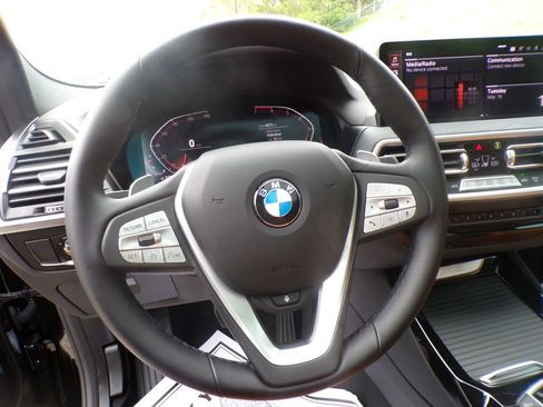 Used 2024 BMW X3 xDrive30i w/ Premium Package AWD/4WD image 12