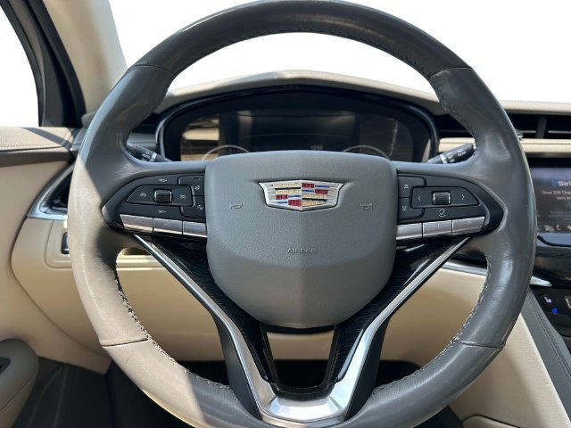 Used 2020 Cadillac XT6 Premium Luxury AWD/4WD image 24