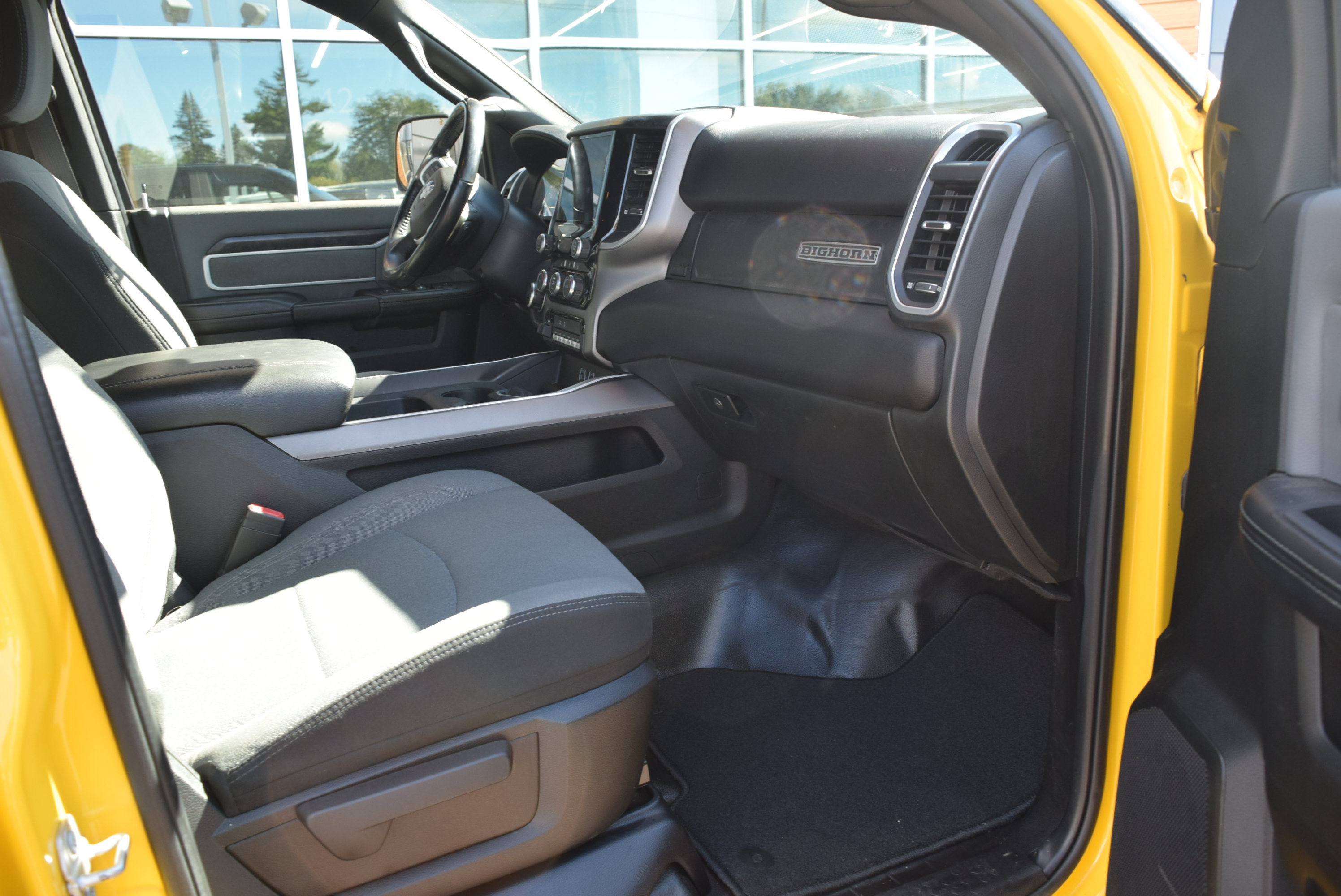 Used 2022 RAM 3500 Big Horn w/ Level A Equipment Group AWD/4WD image 8