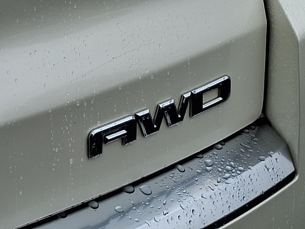 Certified 2014 GMC Acadia SLT AWD/4WD image 32