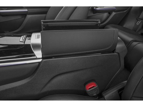 New 2026 Mercedes-Benz GLC 43 AMG 4MATIC Coupe image 9