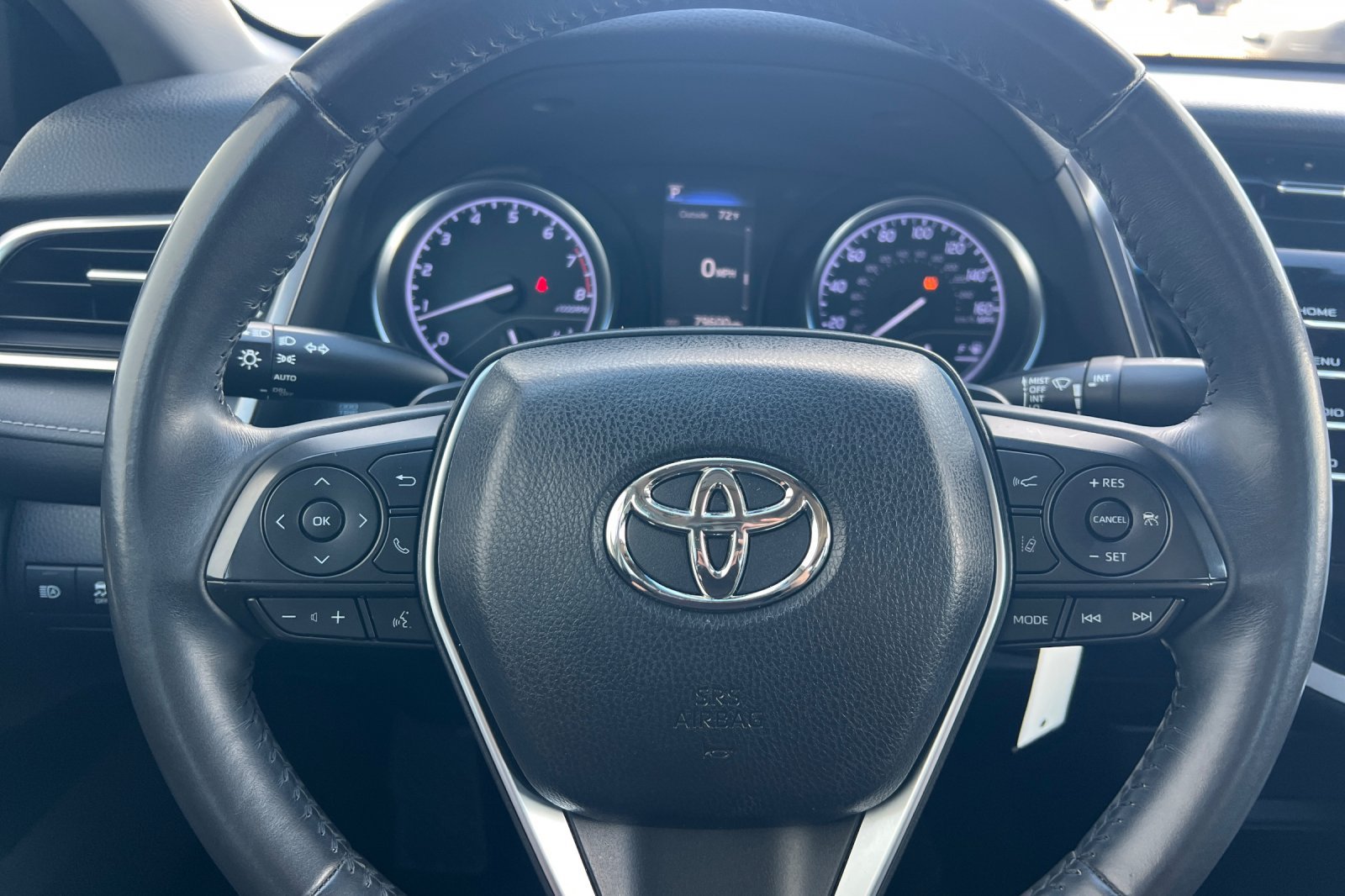 Used 2018 Toyota Camry SE FWD image 22