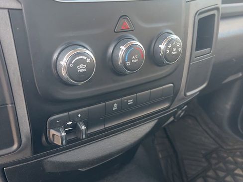 Used 2016 RAM 3500 Tradesman w/ Chrome Appearance Group image 15