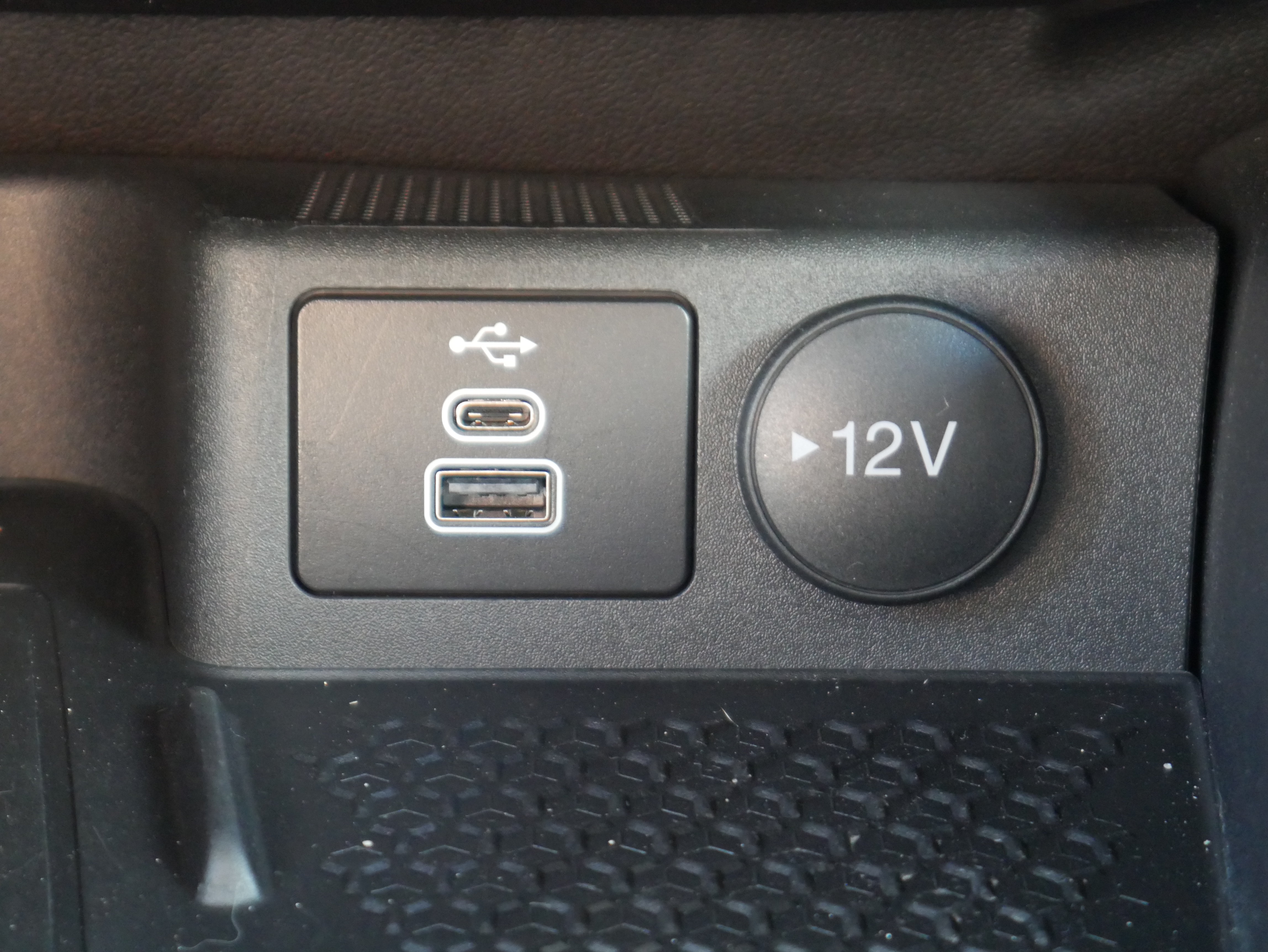 Used 2023 Ford Bronco Sport Outer Banks w/ Tech Package AWD/4WD image 23