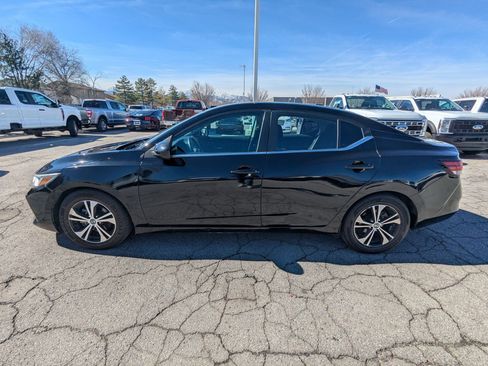 Used 2021 Nissan Sentra SV image 9