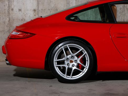 Used 2009 Porsche 911 Carrera S image 21