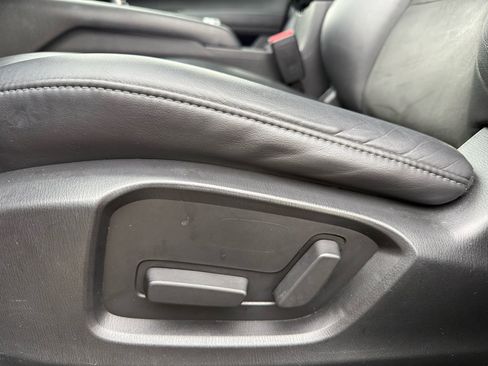 Used 2019 MAZDA CX-5 Touring image 18