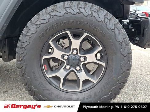 Used 2024 Jeep Wrangler Sport S image 10