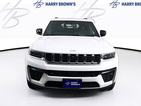 New 2026 Jeep Grand Cherokee L Limited AWD/4WD image 30