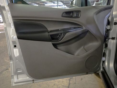 Used 2023 Ford Transit Connect XL image 7