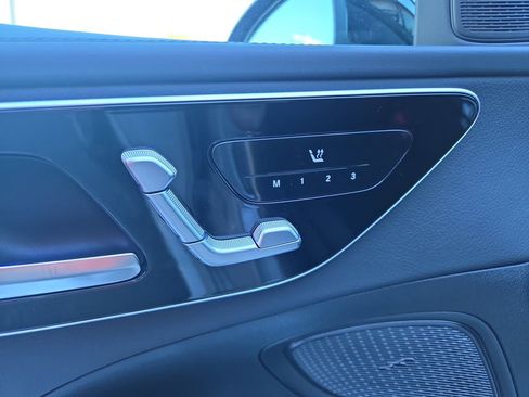 Used 2026 Mercedes-Benz C 300 4MATIC Sedan image 11