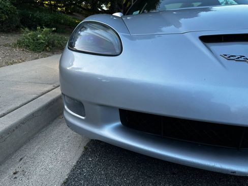 Used 2010 Chevrolet Corvette Grand Sport w/ Preferred Equipment Group RWD image 16