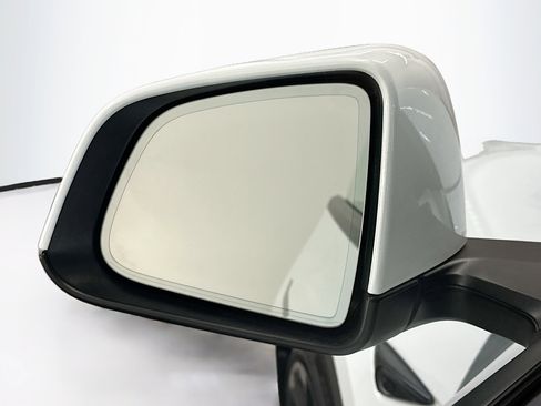 Used 2023 Tesla Model Y Long Range image 16