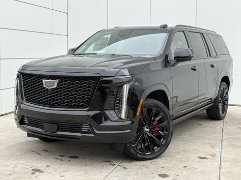 New 2026 Cadillac Escalade ESV Platinum Sport w/ LPO, ONYX Package AWD/4WD image 2