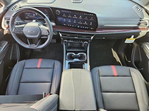 New 2026 Chevrolet Traverse RS FWD image 14