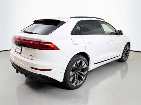 New 2026 Audi Q8 Premium Plus image 7