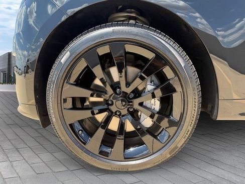 New 2026 Land Rover Range Rover Sport Dynamic SE AWD/4WD image 9