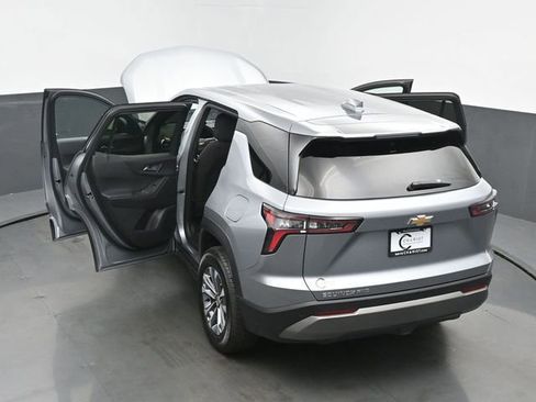 Used 2026 Chevrolet Equinox LT AWD/4WD image 62