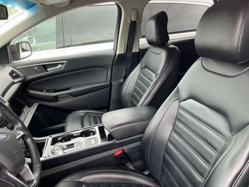 Used 2019 Ford Edge SEL w/ Equipment Group 201A AWD/4WD image 9