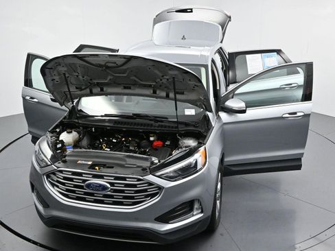 Used 2022 Ford Edge Titanium AWD/4WD image 49