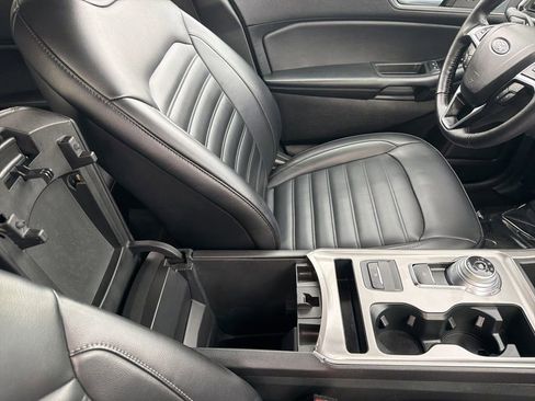 Used 2024 Ford Edge SEL w/ Convenience Package image 34