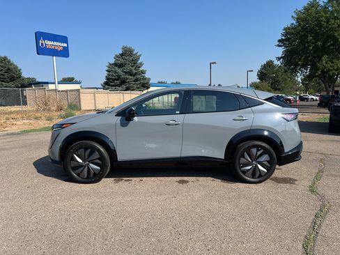Used 2025 Nissan Ariya AWD image 2