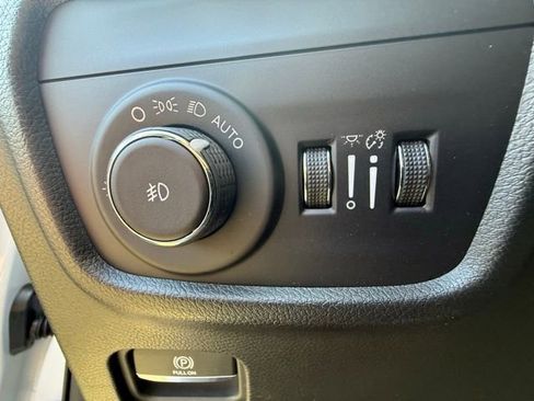 New 2026 Jeep Grand Cherokee L Limited AWD/4WD image 17