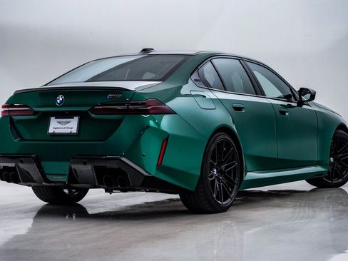 Used 2025 BMW M5 w/ Carbon Package image 10