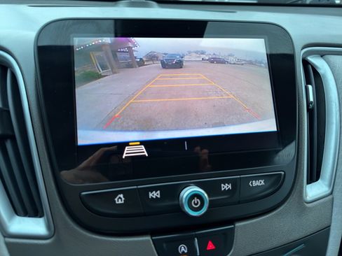 Used 2020 Chevrolet Malibu LS w/ Driver Confidence Package II image 20