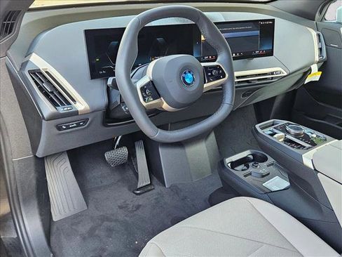 Used 2026 BMW iX xDrive45 image 9