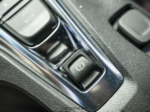 Used 2021 Chevrolet Camaro ZL1 RWD image 32