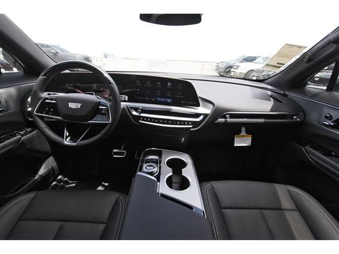 New 2027 Cadillac Lyriq Sport AWD/4WD image 9