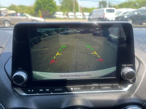 Used 2021 Nissan Sentra SV FWD image 33