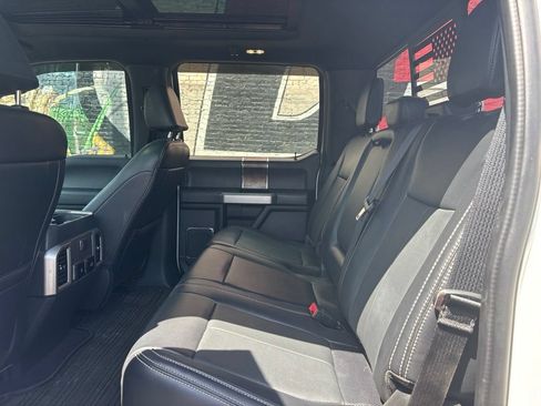Used 2022 Ford F450 Lariat w/ Lariat Value Package AWD/4WD image 19