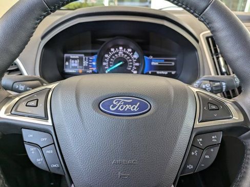 Certified 2024 Ford Edge SEL w/ Convenience Package image 24