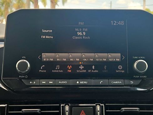 Used 2023 Nissan Pathfinder SV AWD/4WD image 12