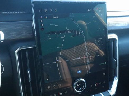 New 2026 GMC Acadia Denali w/ Super Cruise Package image 8