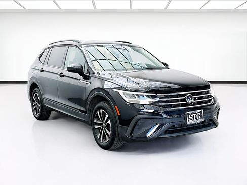 Used 2022 Volkswagen Tiguan S FWD image 3