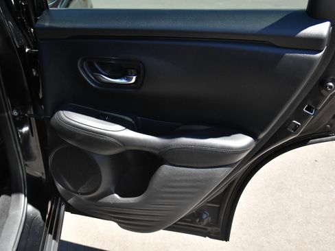 Used 2024 Honda HR-V LX image 37