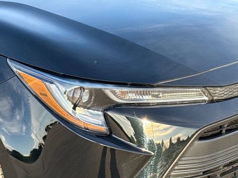 Used 2024 Toyota Corolla LE image 4