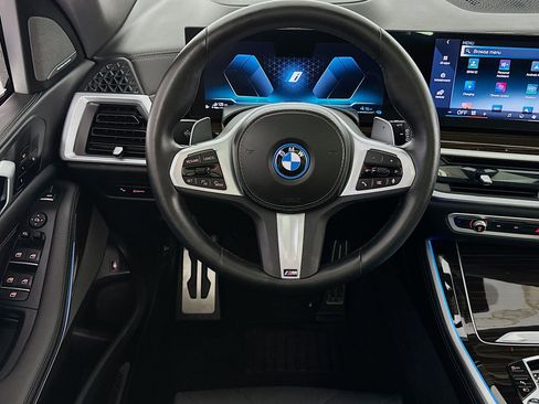 Used 2024 BMW X5 xDrive50e w/ Executive Package image 23