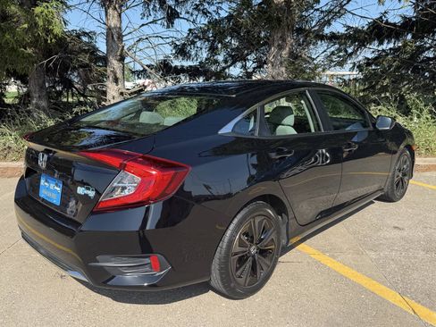 Used 2019 Honda Civic LX image 5