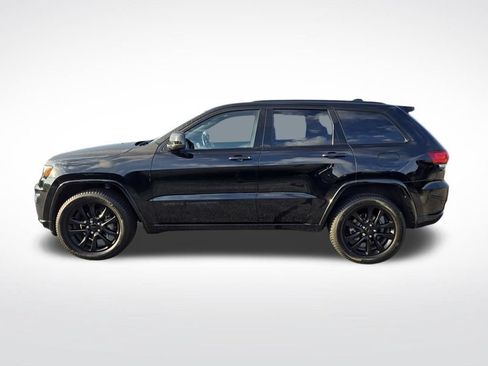 Used 2020 Jeep Grand Cherokee Altitude AWD/4WD image 8