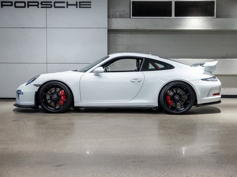 Used 2015 Porsche 911 GT3 w/ Carbon Interior Package image 2