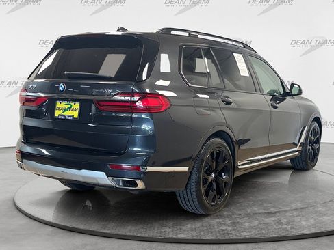 Used 2021 BMW X7 xDrive40i w/ Premium Package AWD/4WD image 4
