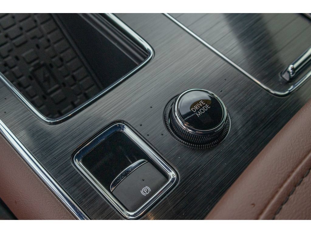 Used 2025 Lincoln Aviator Reserve w/ Equipment Group 201A AWD/4WD image 26