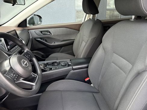 Certified 2023 Nissan Rogue S image 5