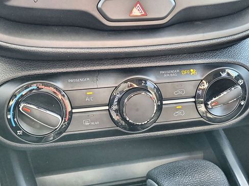 Used 2020 Kia Soul S image 25