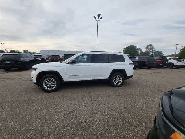 Used 2023 Jeep Grand Cherokee L Laredo AWD/4WD image 24
